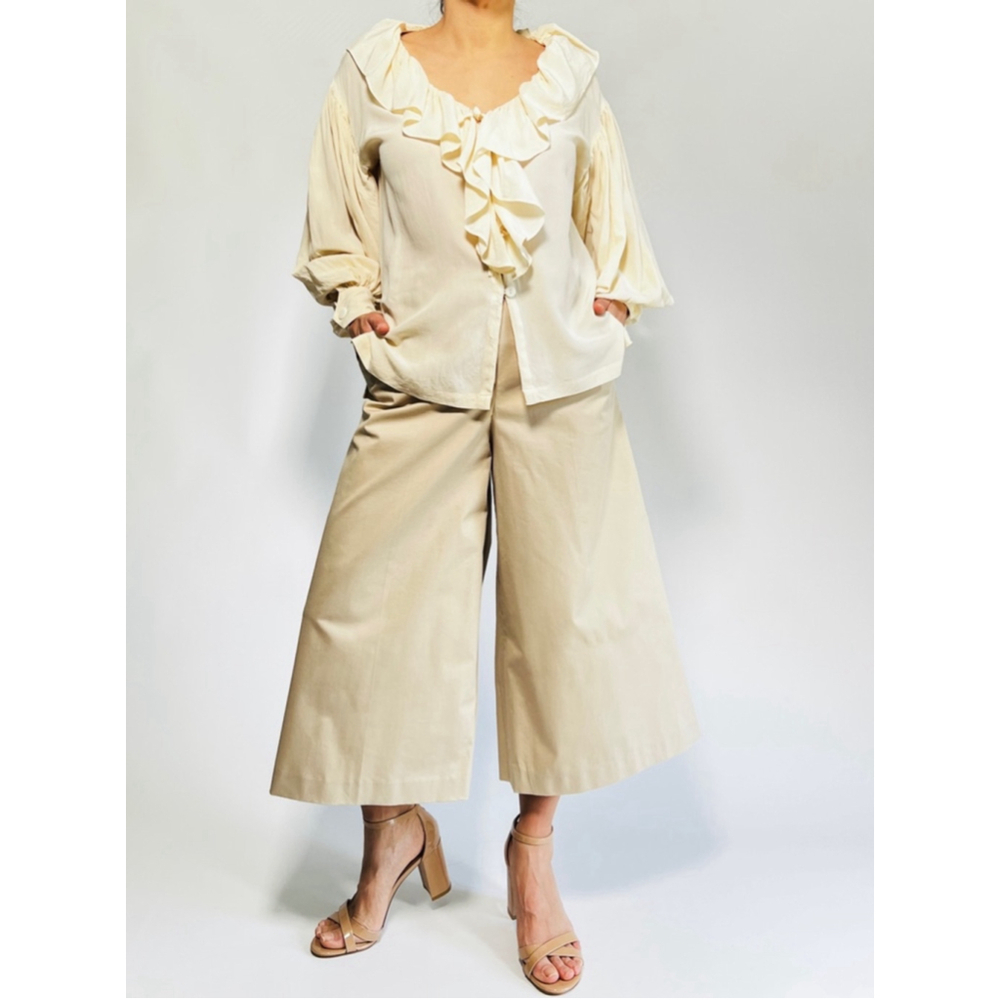 Theory Beige Wide-Leg Cropped Pants - Picture 8 of 8